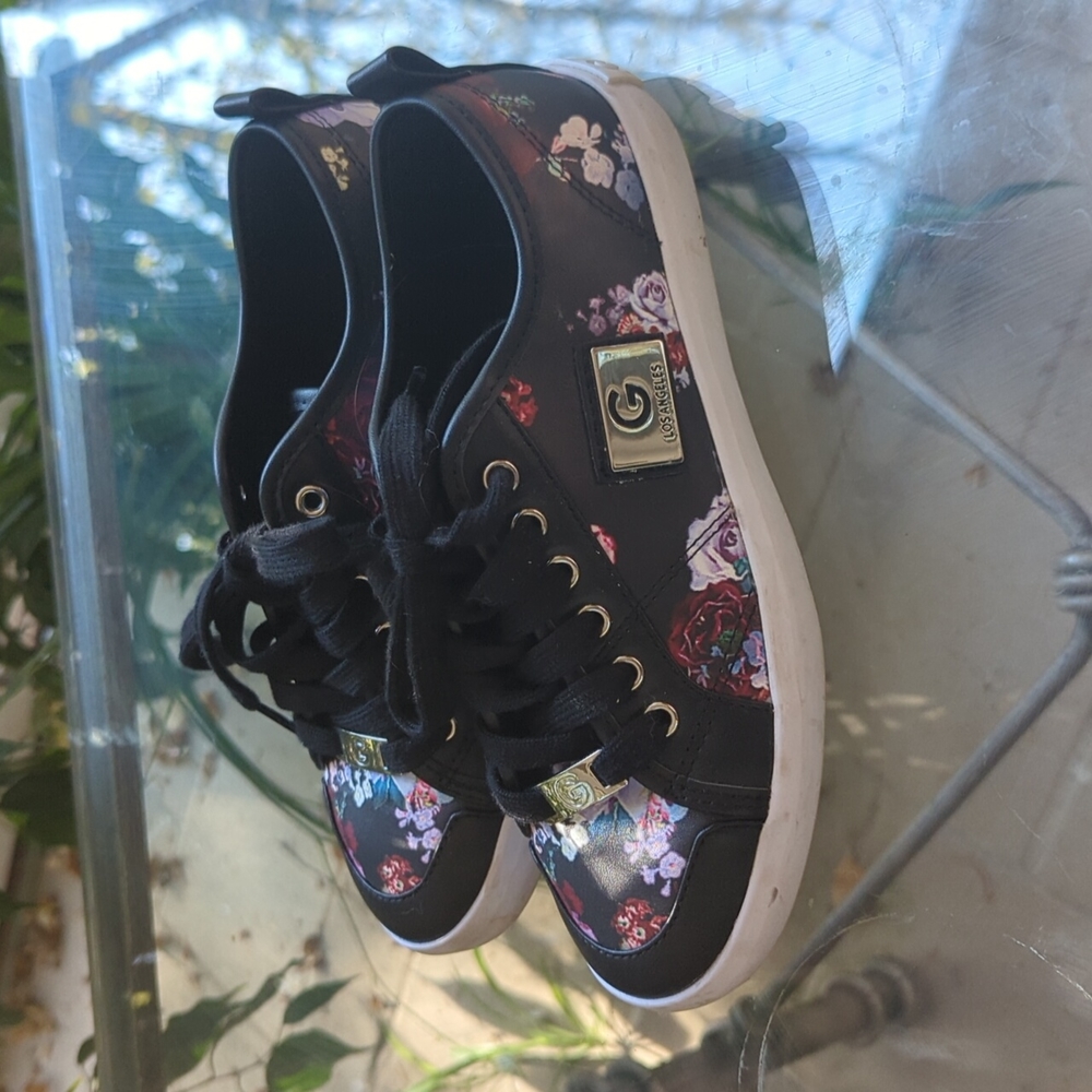 GBG Los Angeles Floral print Sneakers